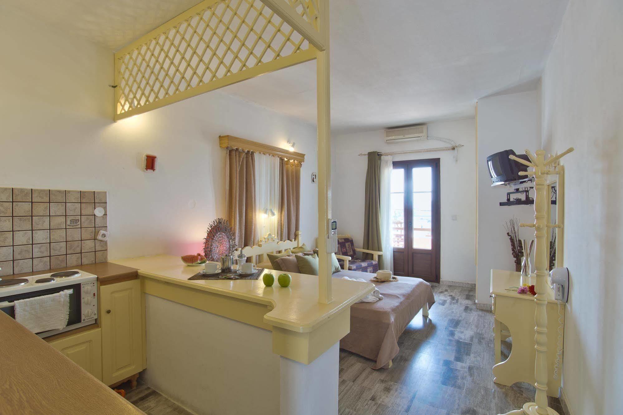 Hotel Castillio Analipsi  Buitenkant foto